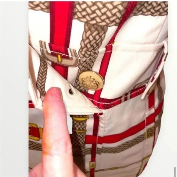 VINTAGE WOMANS DRESS "BELTS
BUCKLES AND BITS" PATTERN VERY
FLATTERING AND CLASSY - Picture 11 of 14